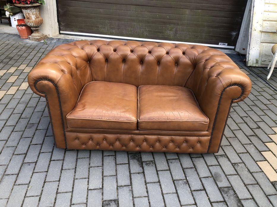 Canapea Chesterfield vechi