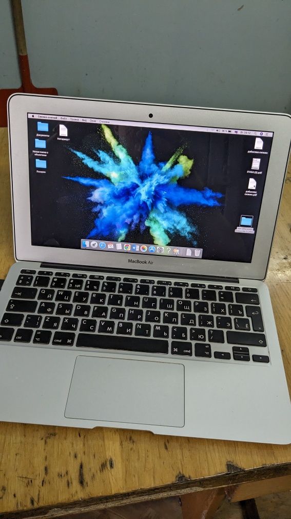 Macbook air 11 mid 2011