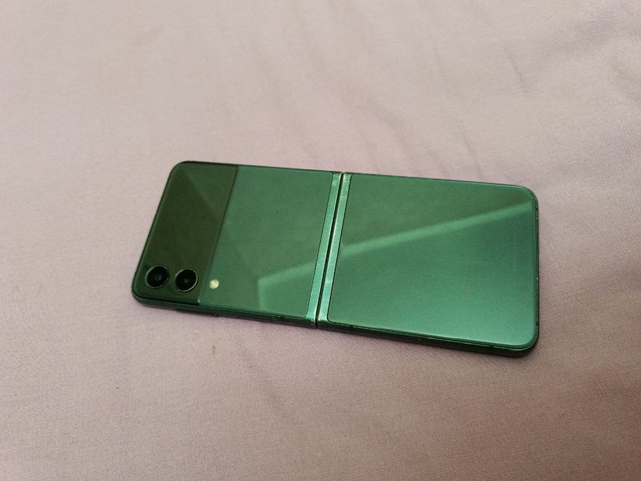 Samsung z flip 3 8/256