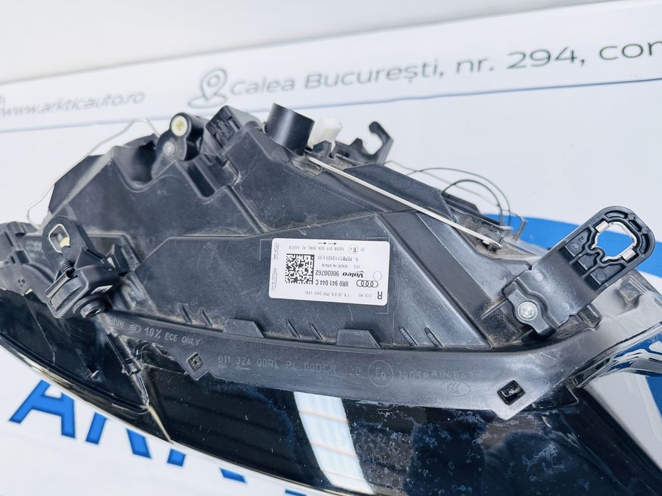 Far dreapta xenon Audi Q5 facelift dupa 2012 cod 8R0941044C