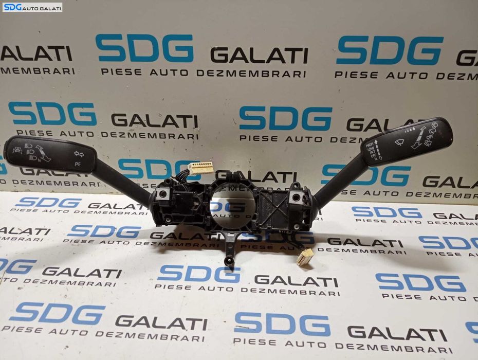 Ansamblu Maneta Manete Bloc Lumini Semnalizare Faza Lunga Scurta Stergatoare Volkswagen Touran 2016 - 2023 Cod 5Q0953521R 5Q0953502AJ [M4842]