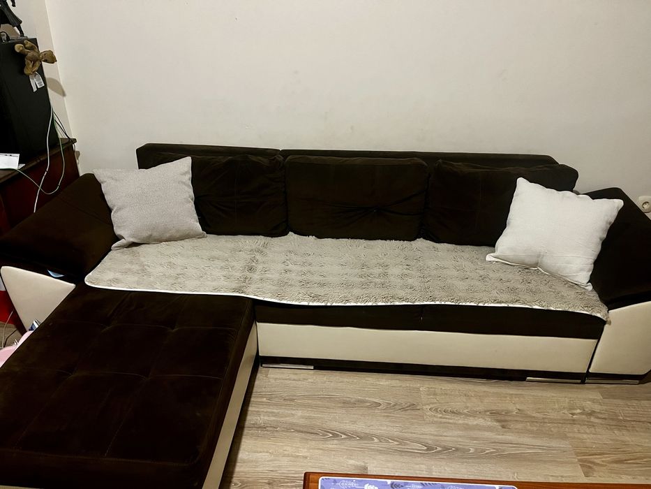 Ъглов диван/ ляв ъгъл  разтегателен