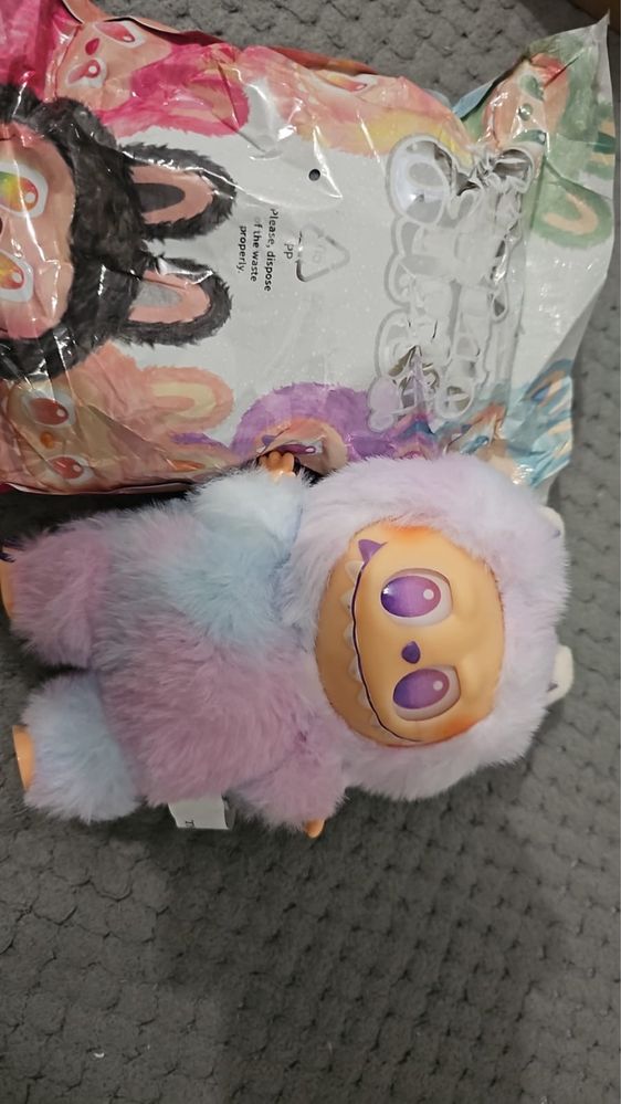 Плюшена играчка Labubu