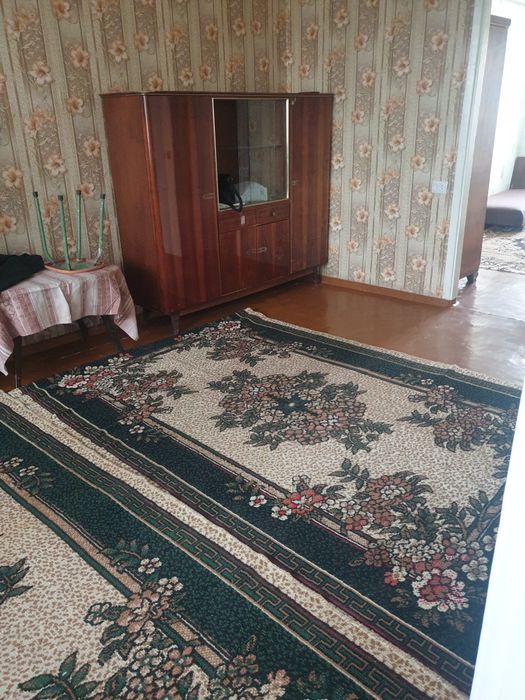 Сдам квартиру недорого на Шухрате 3 комнаты  , 5 эта ж