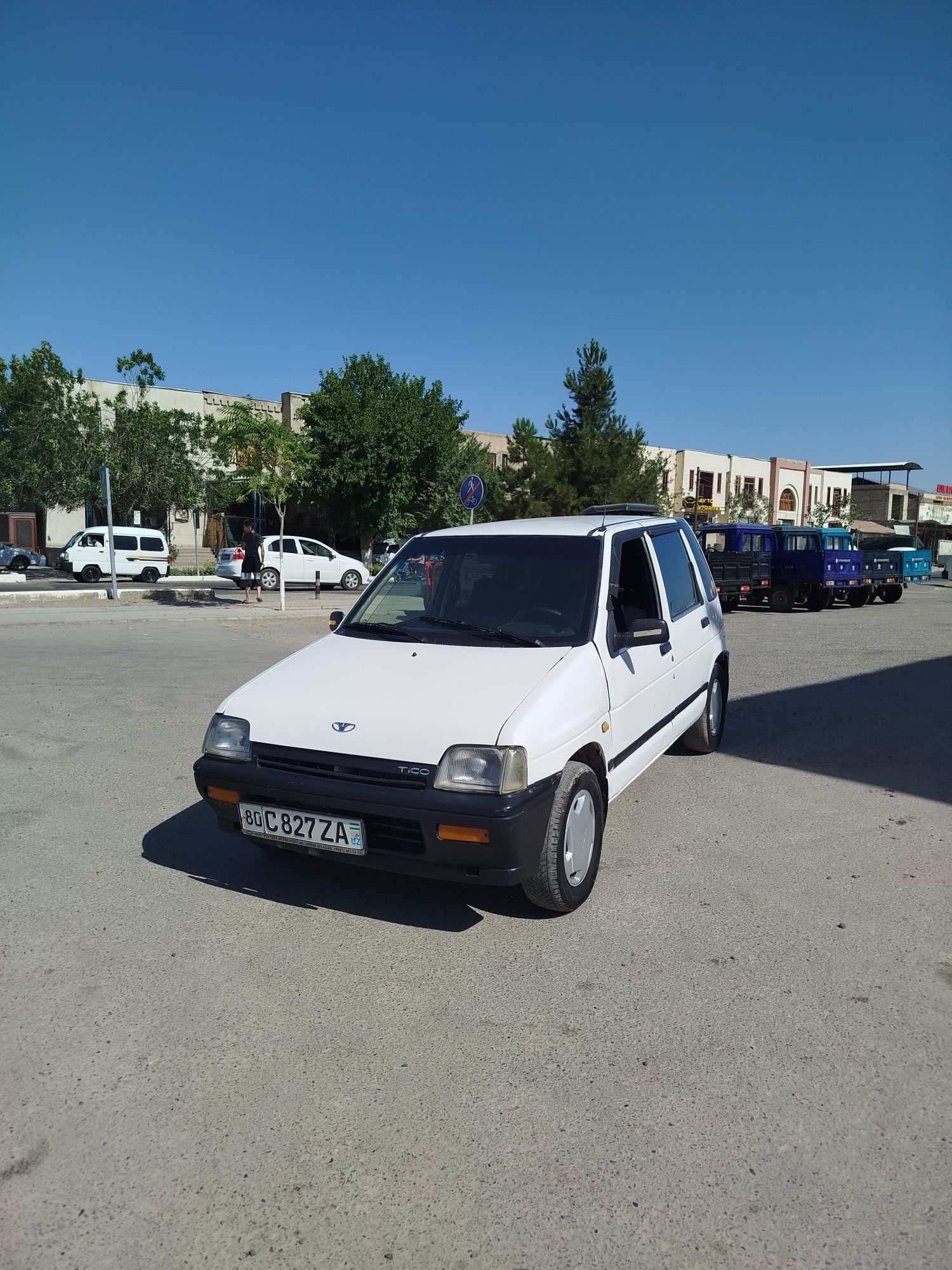 Тико сотилади срочный 2001 йили