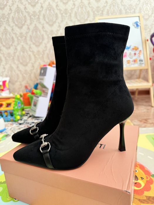 Продам ботильоны