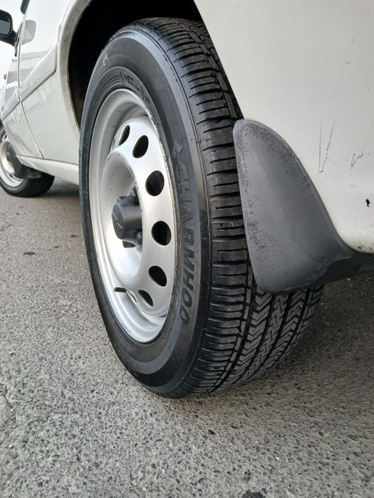 Nexia 2 sotiladi Yili 2013 Probegi 247 000