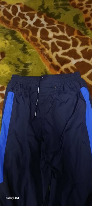 Pantaloni  Nike  alergare  foiță