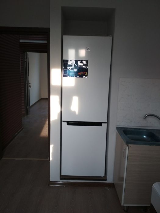 Срочно сотилади Сергели 5А новостройка 3/1/7 ремонт евро прям метро ка