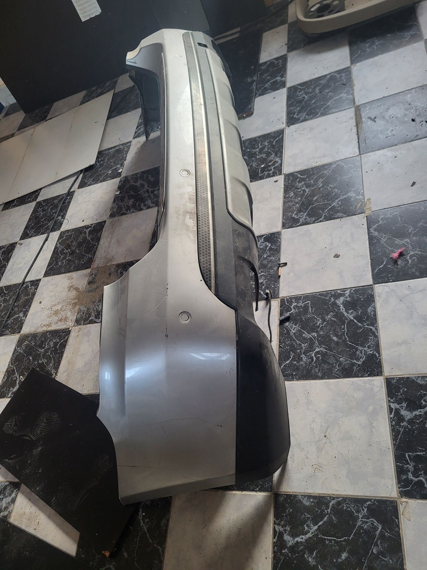Bara spate mercedes ml 164 cu senzori de parcare