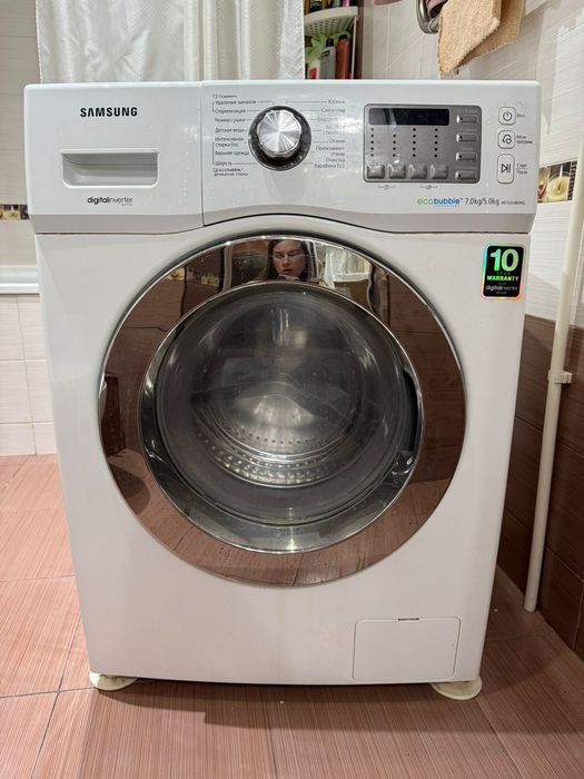Стирально машина Samsung EcoBubble 7/5 кг