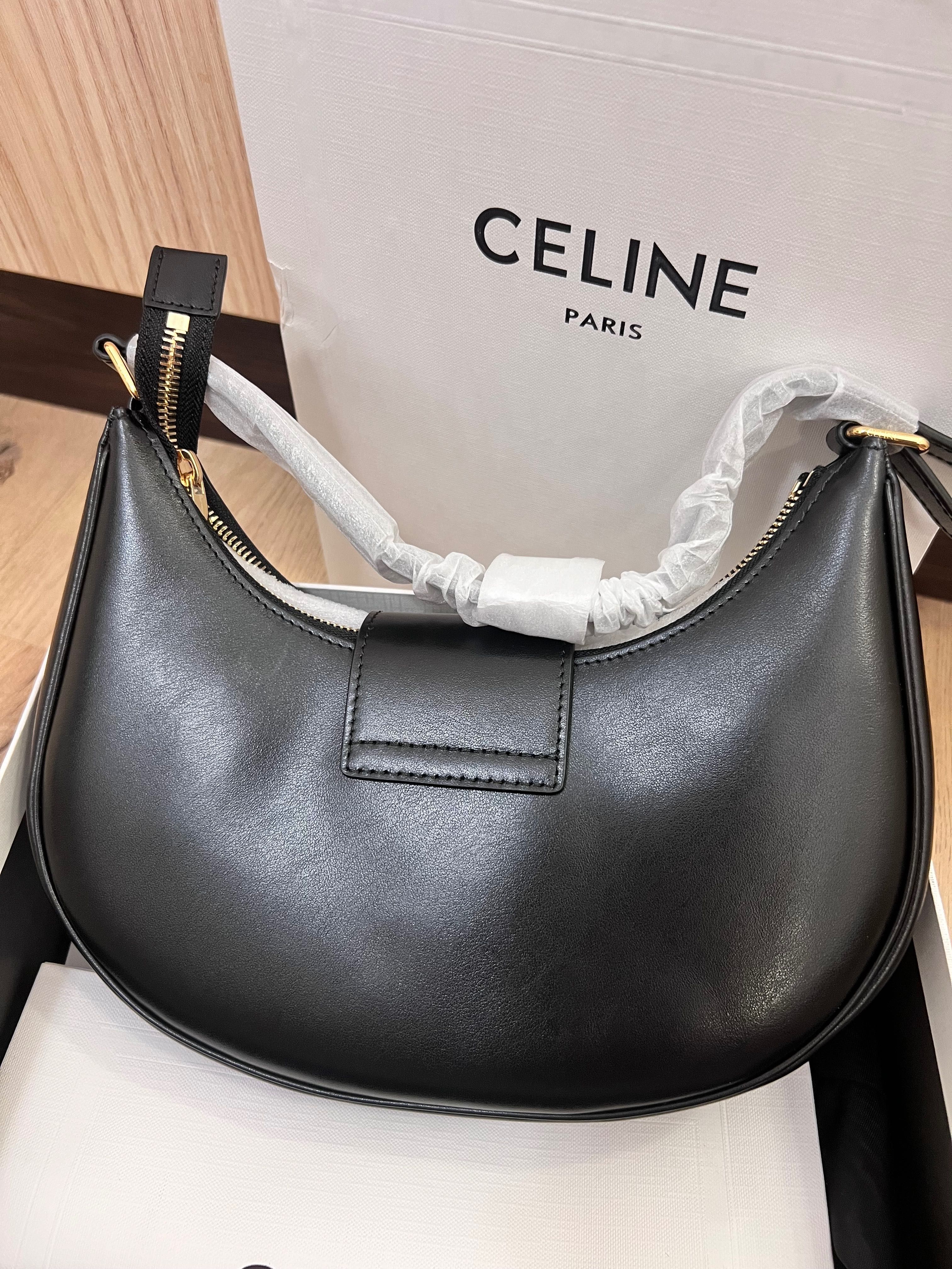 Кожена чанта celine
