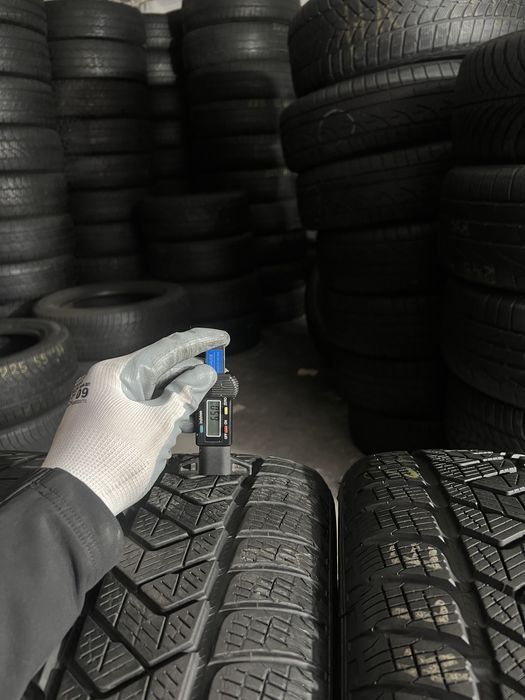 4 anvelope de iarna 215/65/17 pirelli 6-6.5 mm!