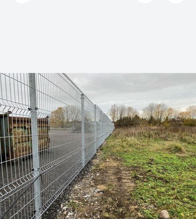 Executam garduri și porți de împrejmuit terenuri