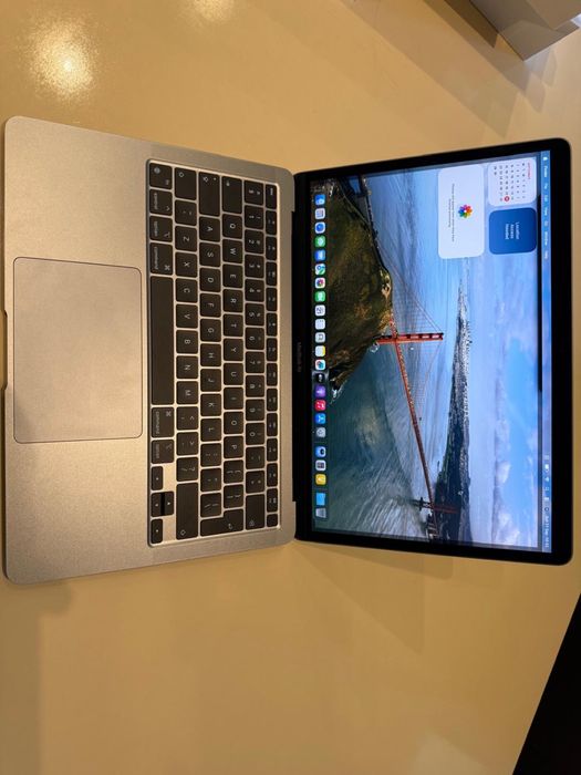 Vand Macbook Air M1 2020