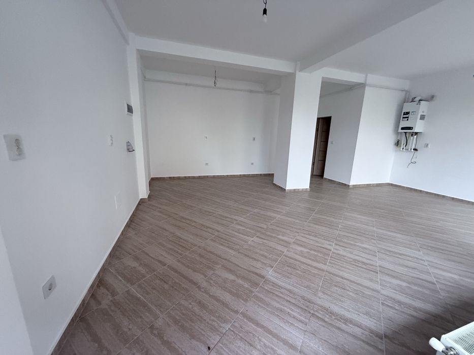 Spatiu Comercial