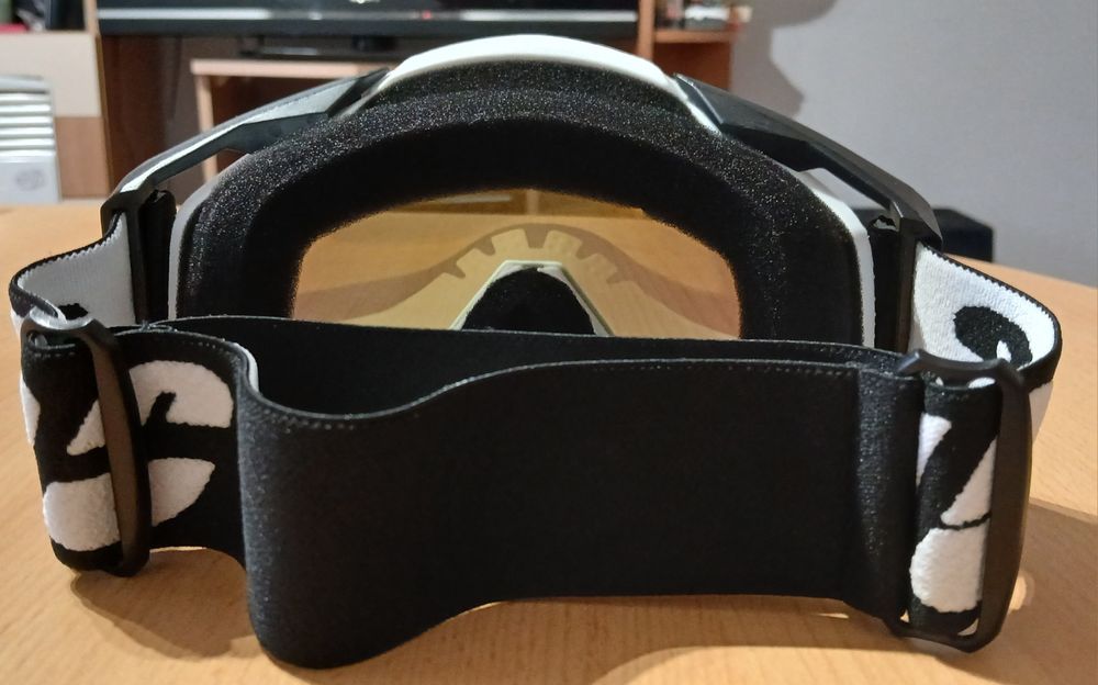 Кросови, downhill очила 100