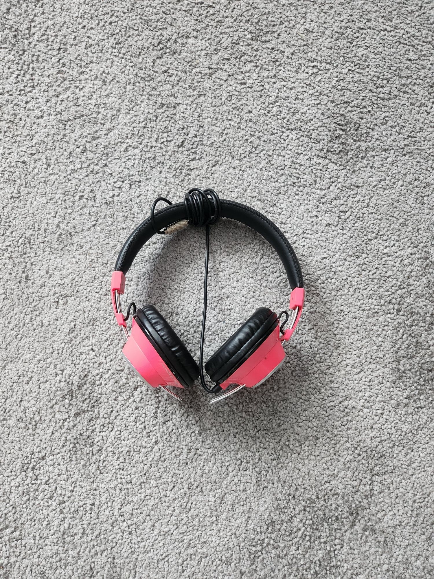 Maxell  headpones