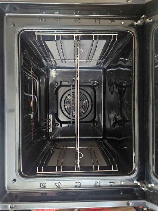 Cuptor electric incorporabil Hansa