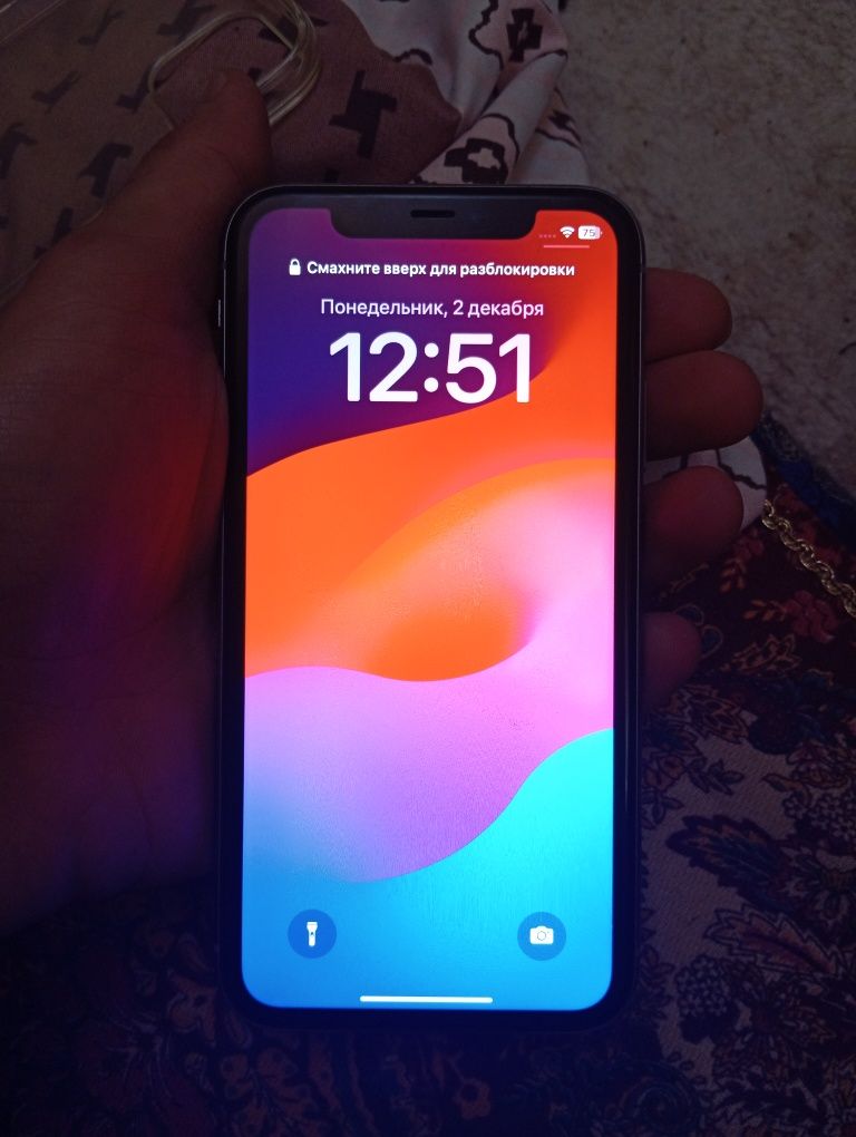 iphone 11 xotira 64 gb batareya y 74