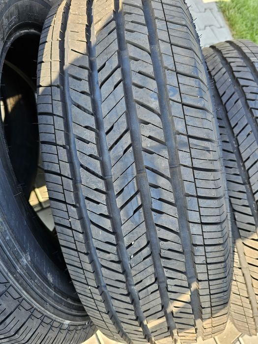 Brigestone 255 70 R 18