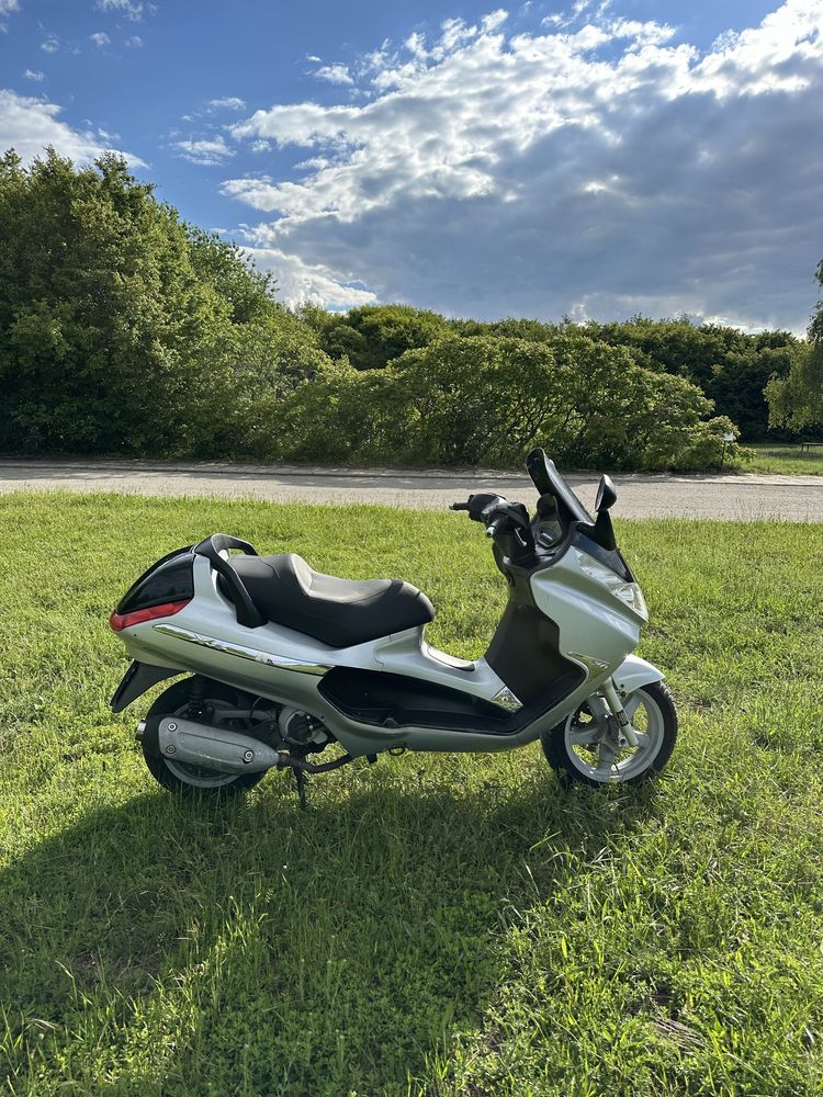 Piaggio x8 200cc