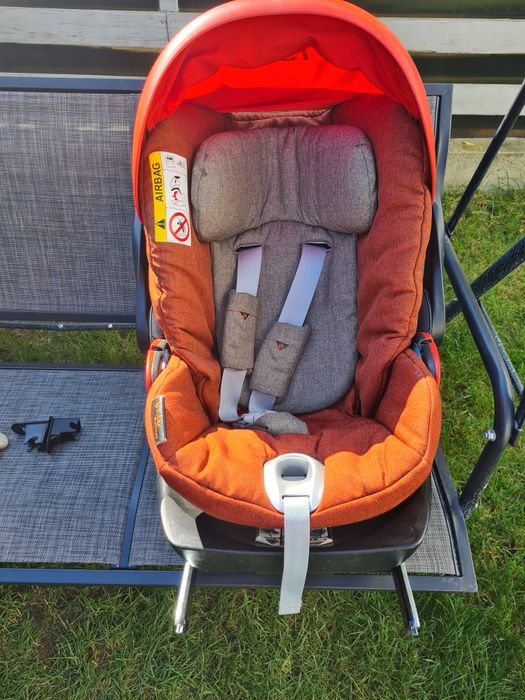 Scoică auto cybex cu bază izofix