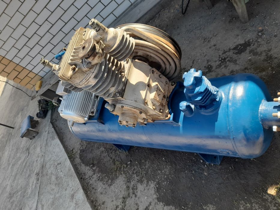 Компресор промышленный обмен