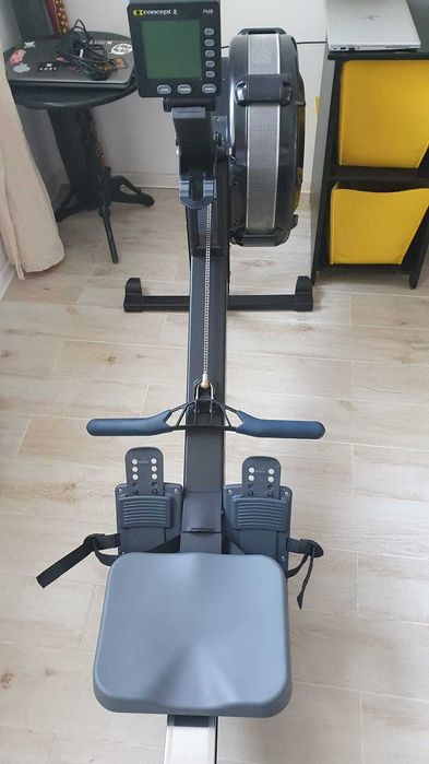 Aparat de vaslit Concept2 RowErg PM5 + abonament aplicatie EXR