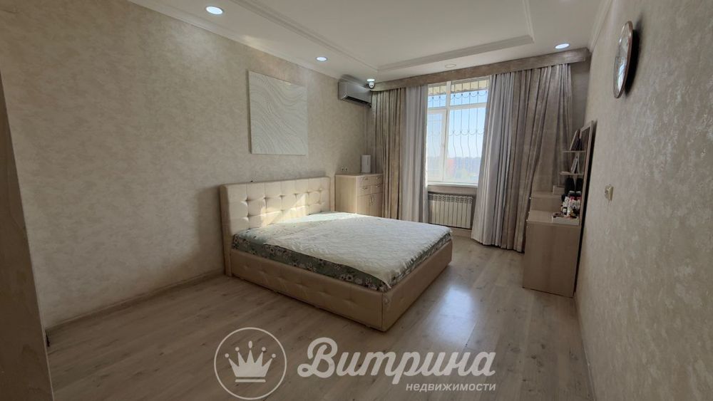 Продаётся 3-комнатная квартира по ул. Паркент