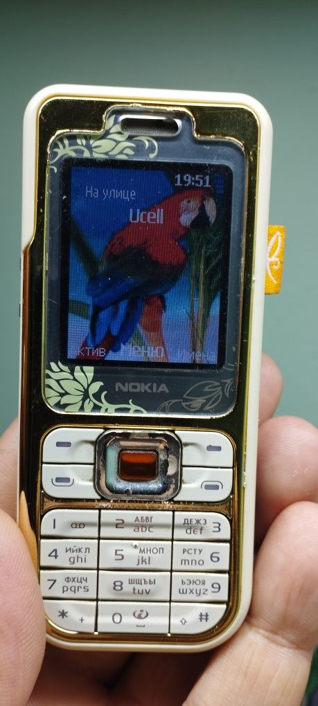 Продаётся телефоны nokia iPhone 4S