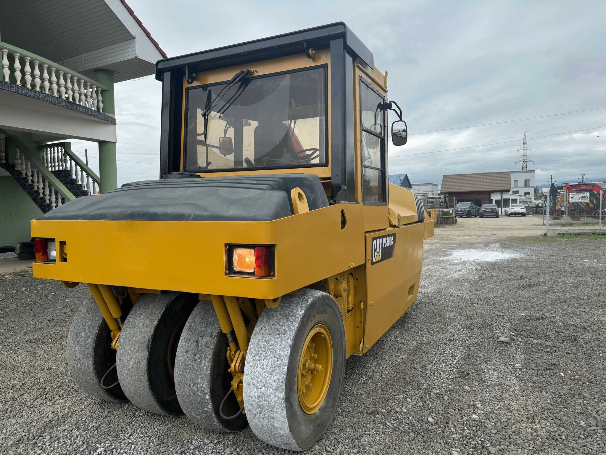 Cilindru compactor pentru asfalt Caterpillar PS 300C ,  2008