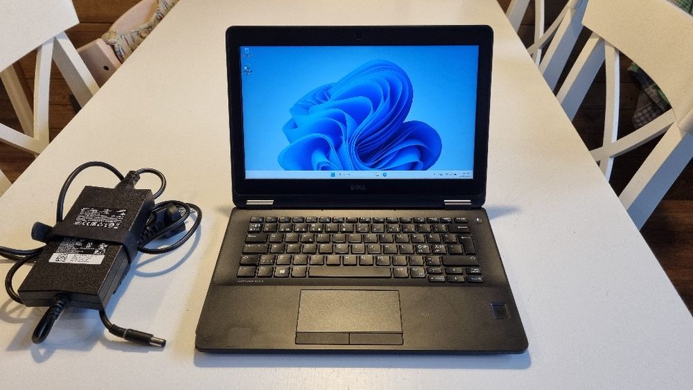 Laptop Dell Latitude e7270, m2, ddr4, win 11, display 12.5, sim 4g