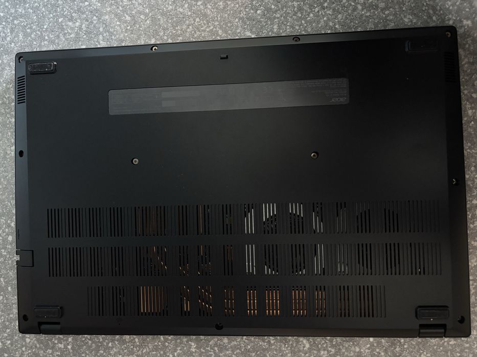 Acer Nitro V15 (ANV 15-51)- Intel i7-13620H/ 16GB RAM/ 144Hz