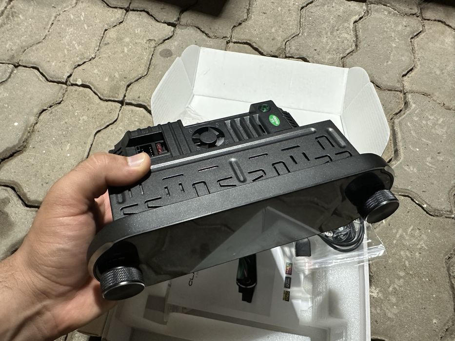 Unistar c1 mafon manitor