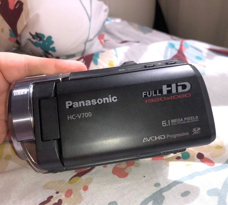 Vand camera video Panasonic HC-V700