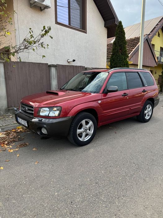 Subaru Forester Model SG 2003, 2.0L 177cp, automată.