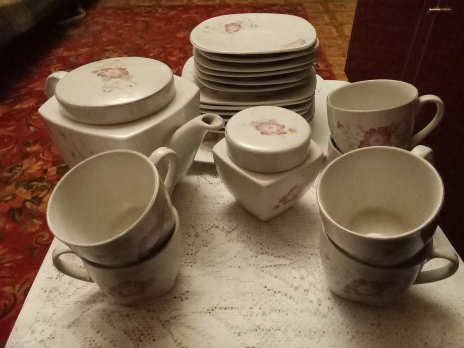 Недорого посуда сервиз.