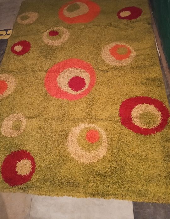 Продам ковёр в отличном состоянии