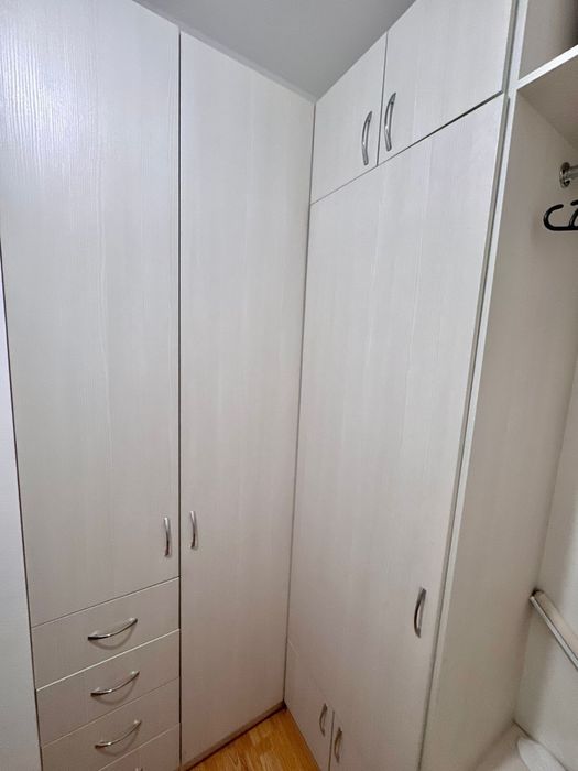 Продам гардероб/шкаф в отличном состоянии