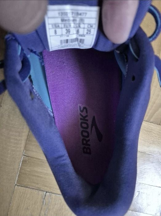 Pantofi de alergare Brooks Glycerin 14, mărimea 39 (25 cm)
