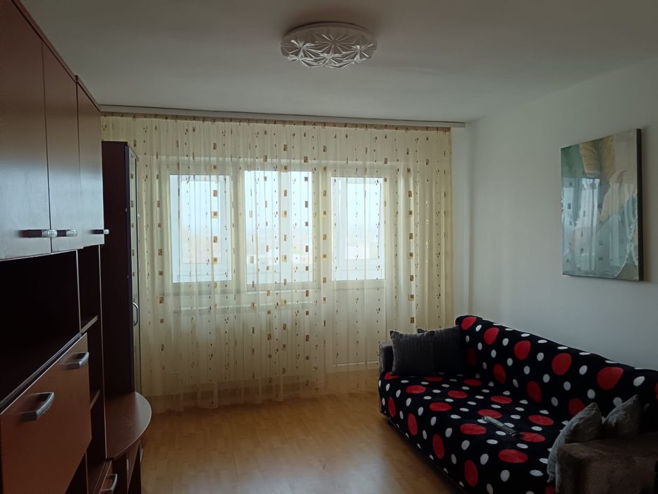 Inchiriez apartament cu 2 camere