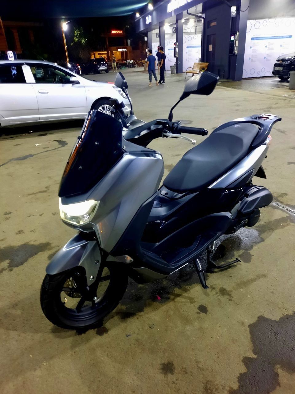 Skuter sotiladi Yamaxa N max
