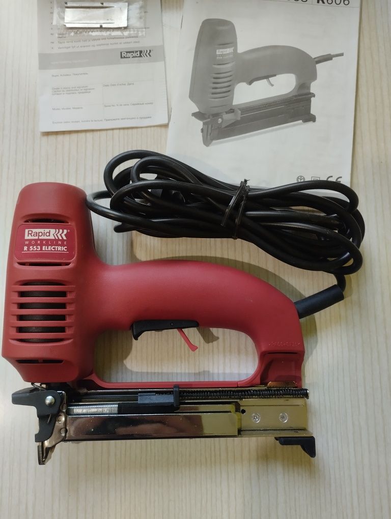 Електрически такери  ESCO 100 , RAPID R553 ,BLACK&DECKER KX418E