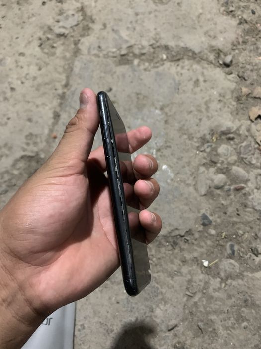 Tel qsela gaplashamz 2 ta bor tel iphone 7 akumlator qoysa ishlidi