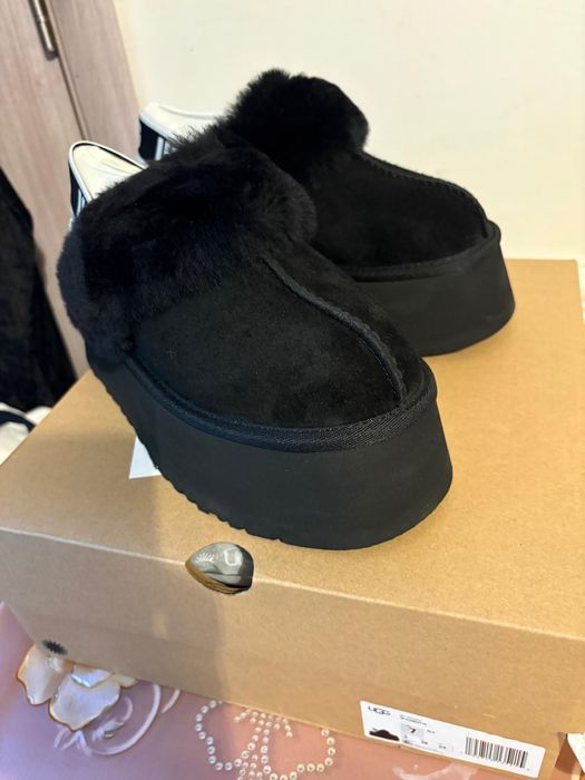 Papuci UGG Funkette originali