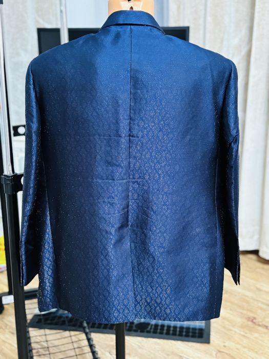 Sacou impecabil și elegant de la brandul VIGGO