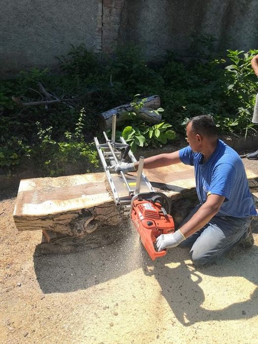 Бичене на трупи .