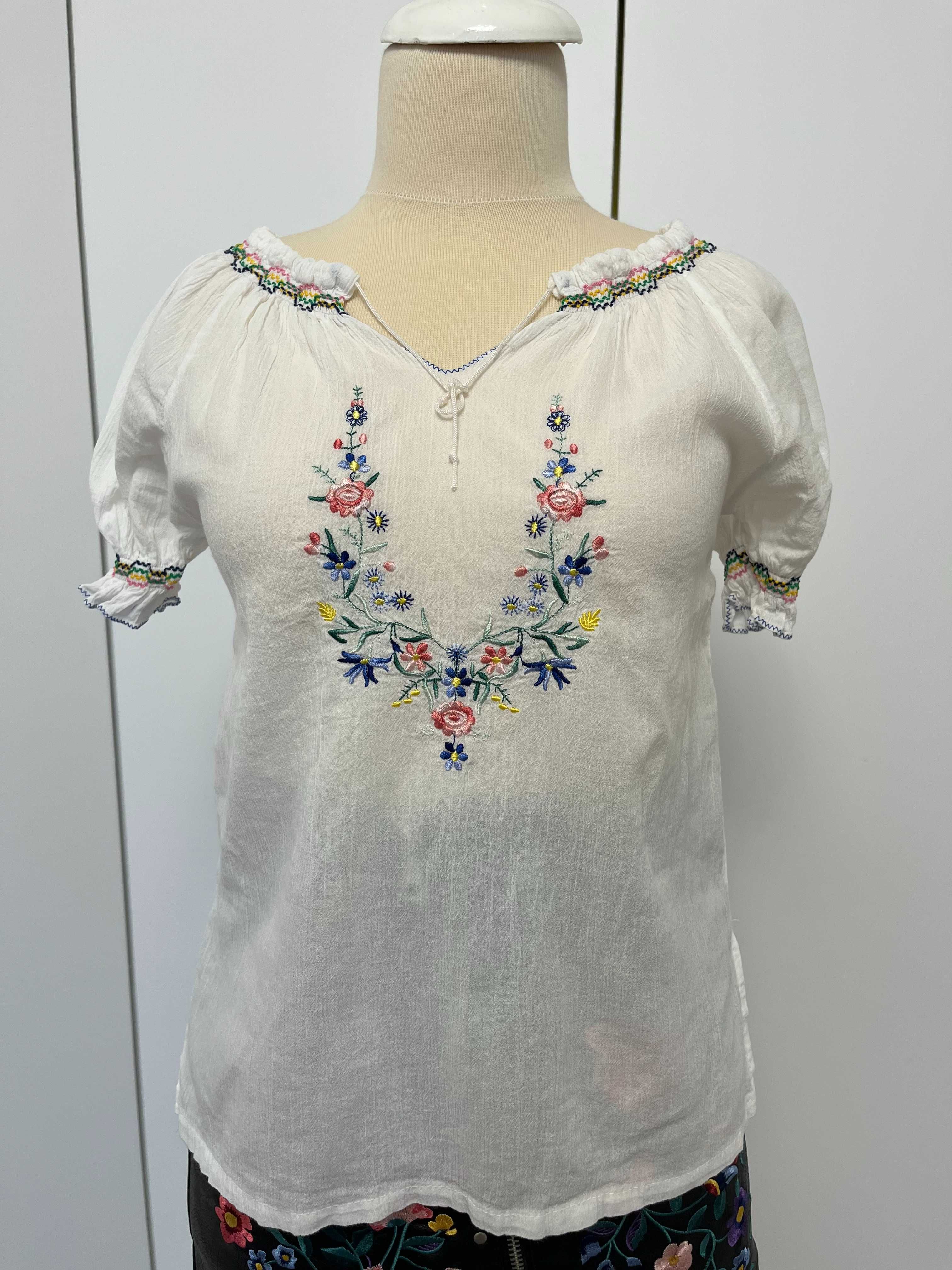 ie/bluza alba cu snur la gat broderie flori colorate, XS