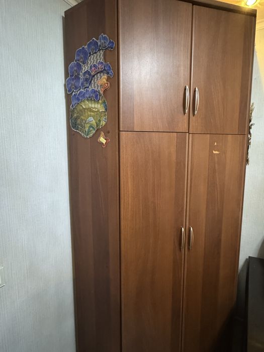 Срочно продам шкаф